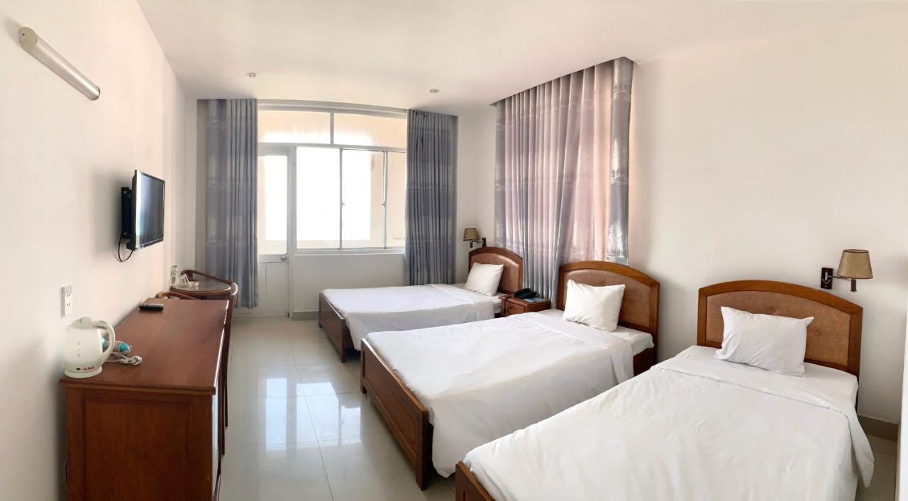 My Khe 2 Da Nang Seafront Hotel Buitenkant foto