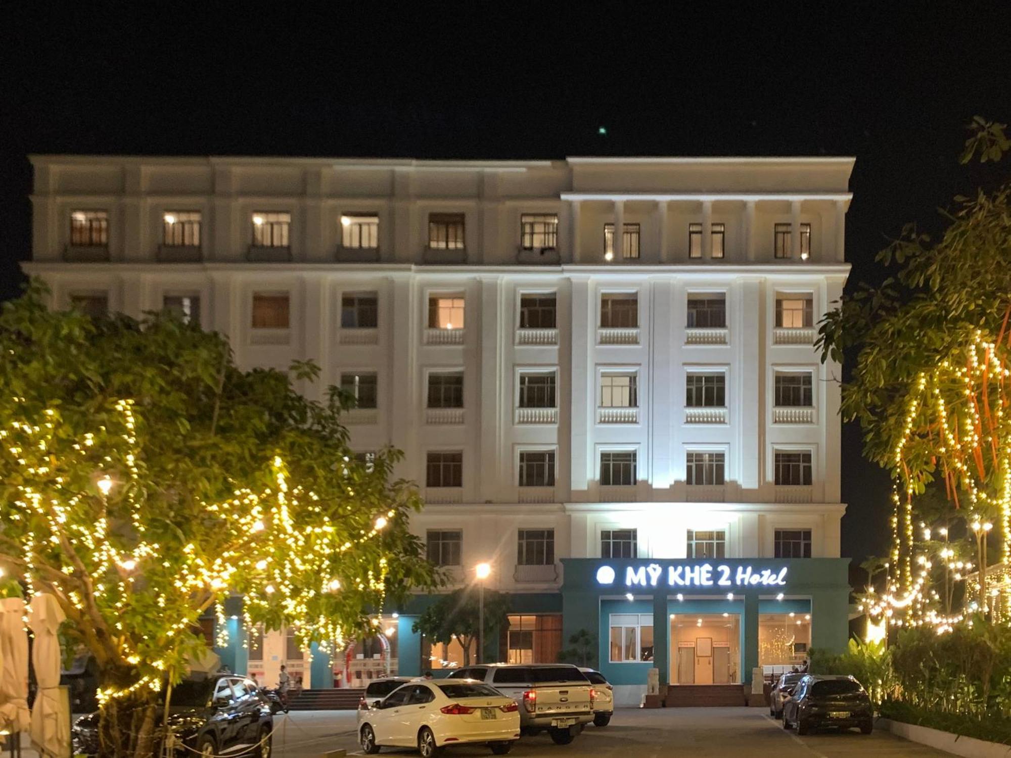 My Khe 2 Da Nang Seafront Hotel Buitenkant foto